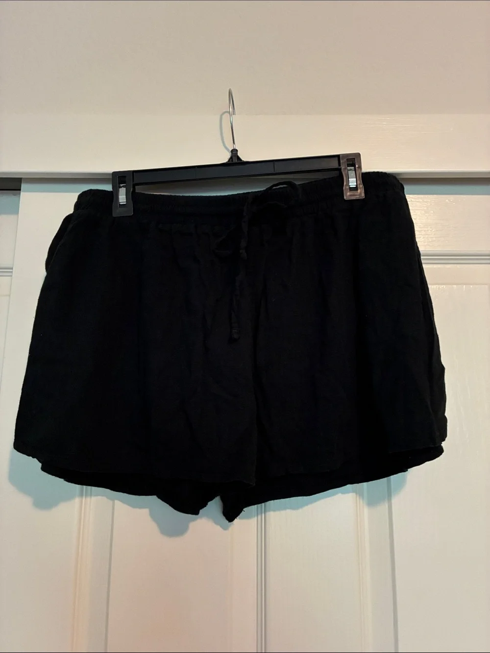 Universal Thread Black Drawstring Athletic Shorts